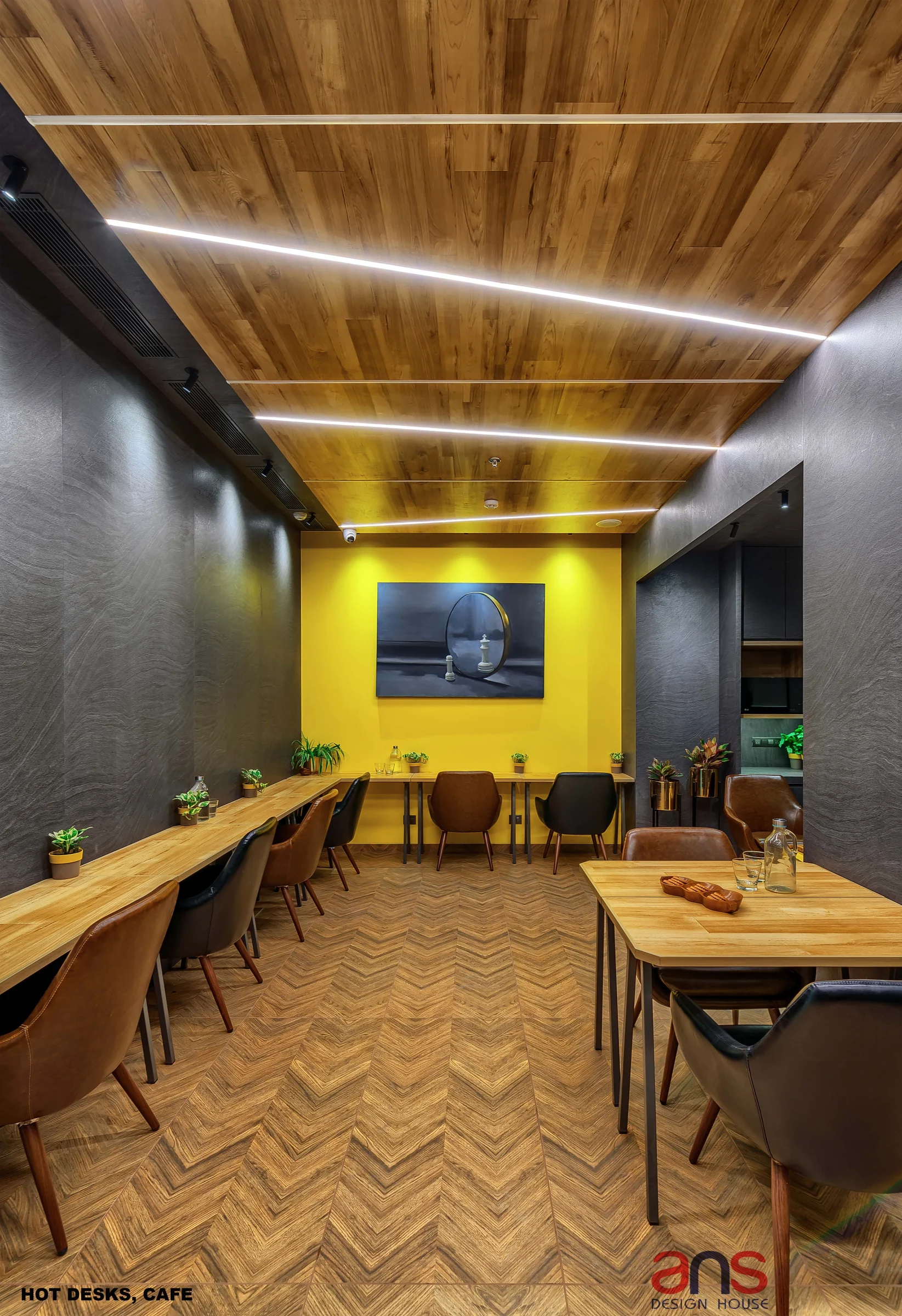 I & I Collab corporate office, Thane: cafe