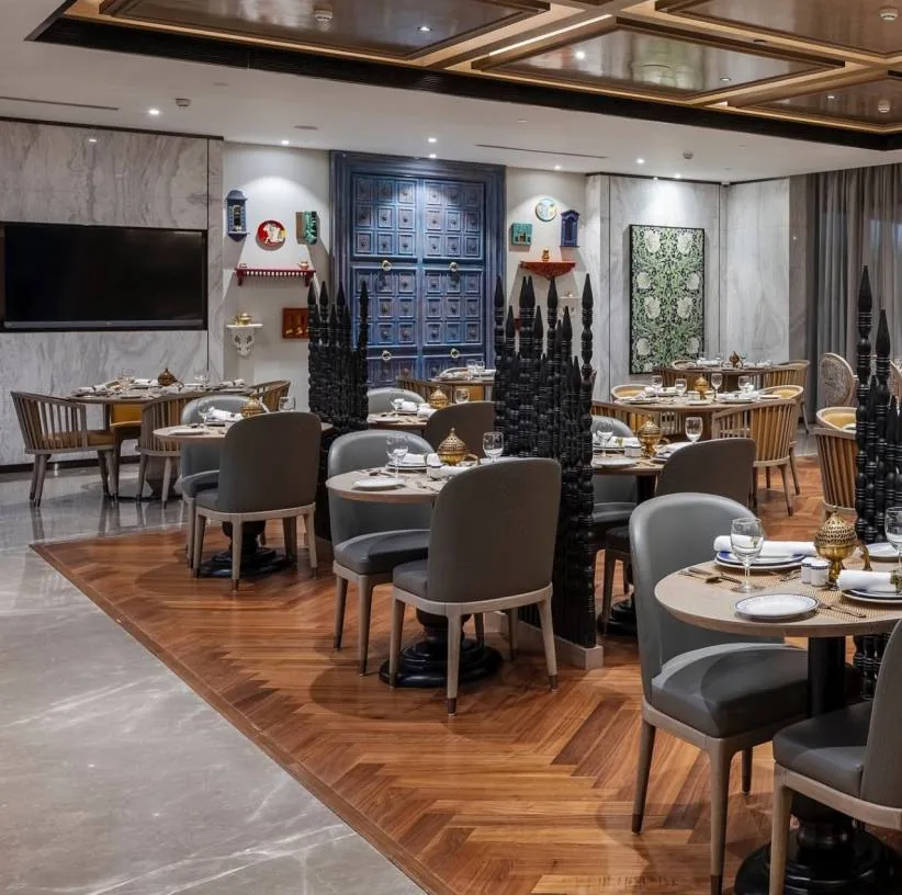 Restaurant and bar, Jaipur: main dining