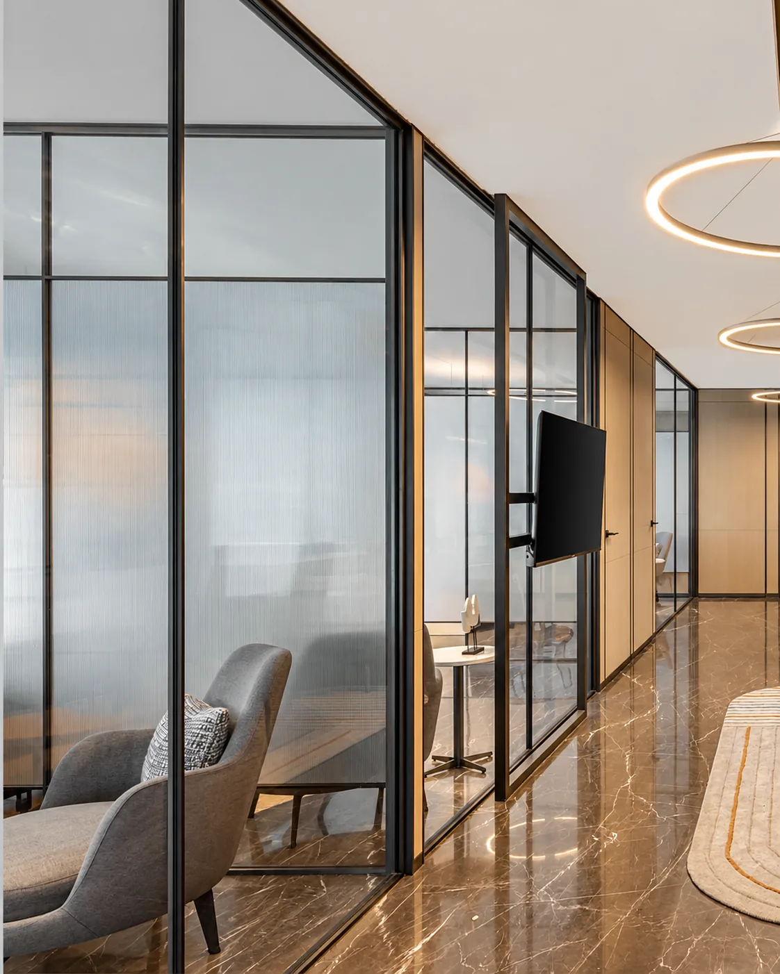 Kiran Industries office: glazed cabins