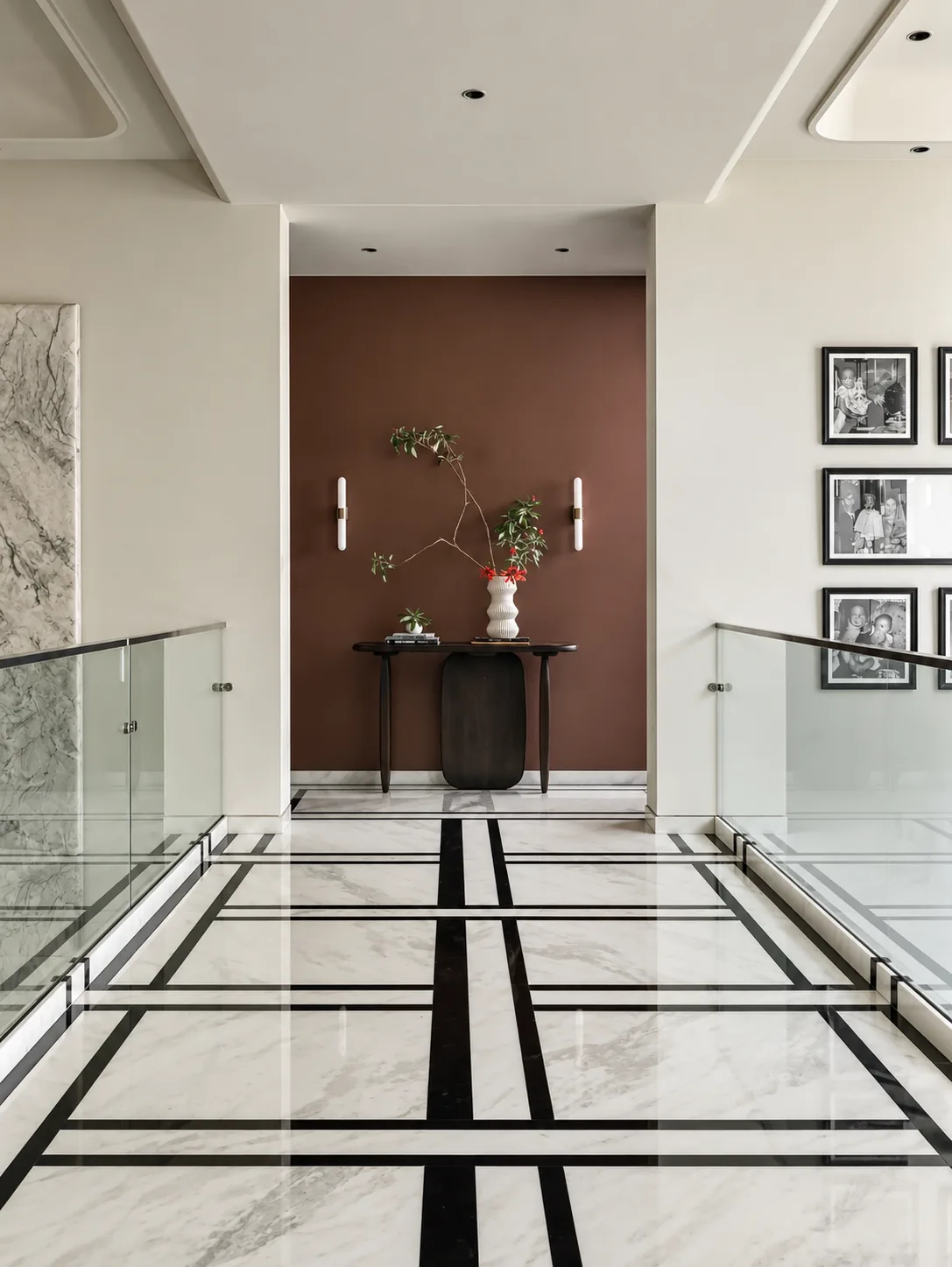 Luxury villa, Jaipur: entrance and stair lobby