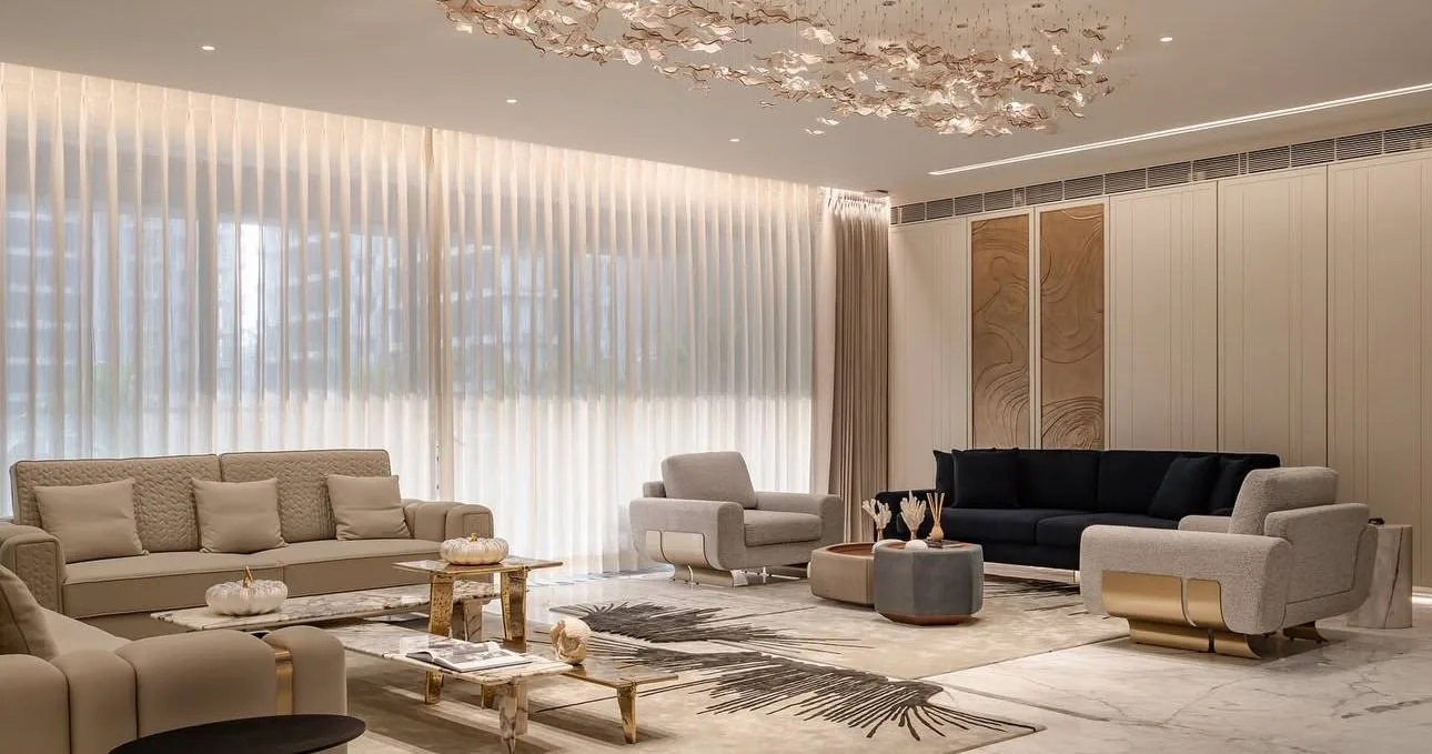 Ghatkopar residence, Mumbai: living room